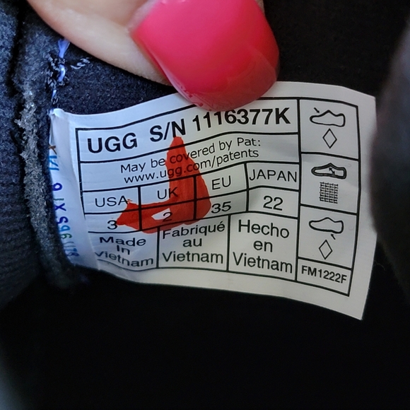 UGG Kids Ashton Lace-up Glitter Boot - Picture 7 of 11